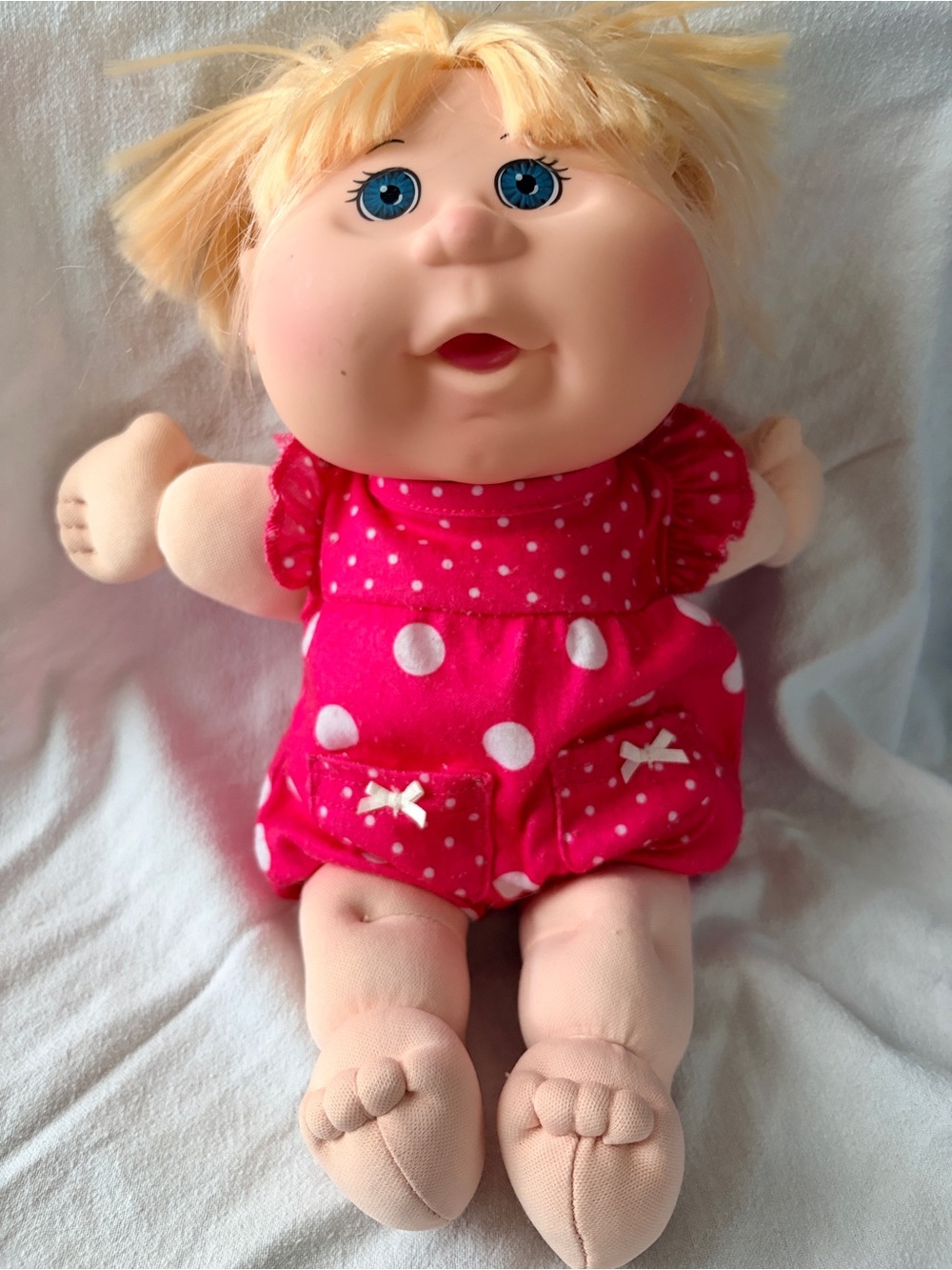 Cabbage Patch Kids 2017 Doll Blonde Blue Eyes Pink Polka Dot Outfit
